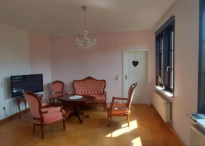 Zum Alten Pfarrhaus 4* Damscheid